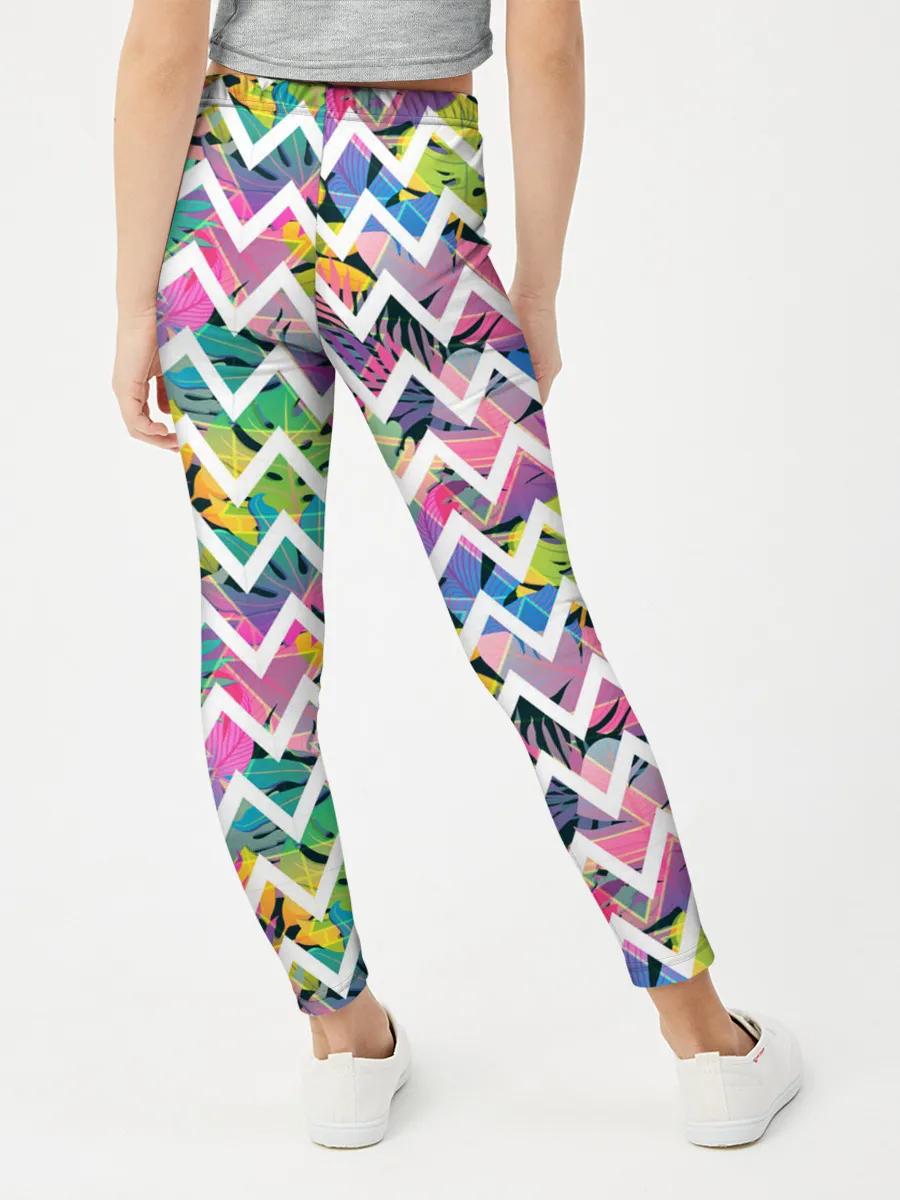 Леггинсы для девочки / Кривая линия и цветы