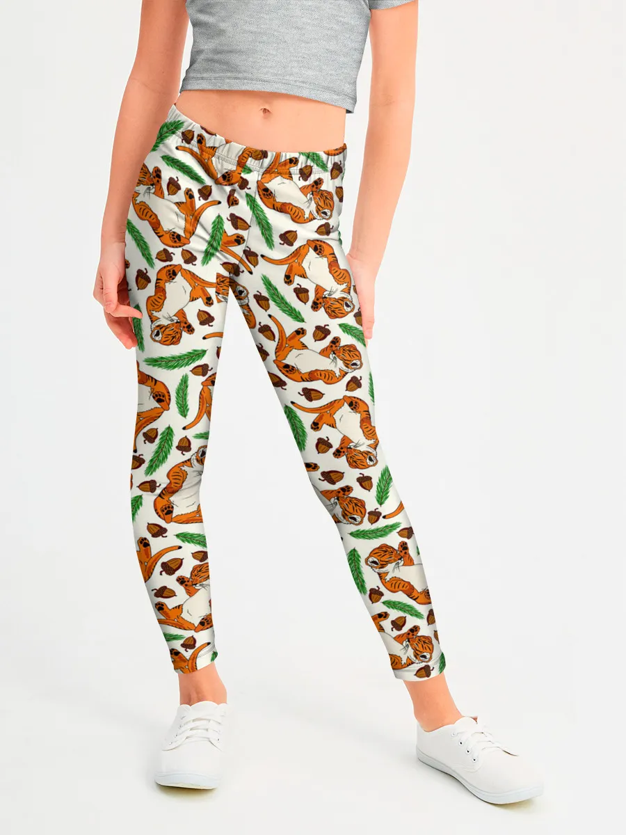 Леггинсы для девочки / Тигрята, еловые ветки и желуди