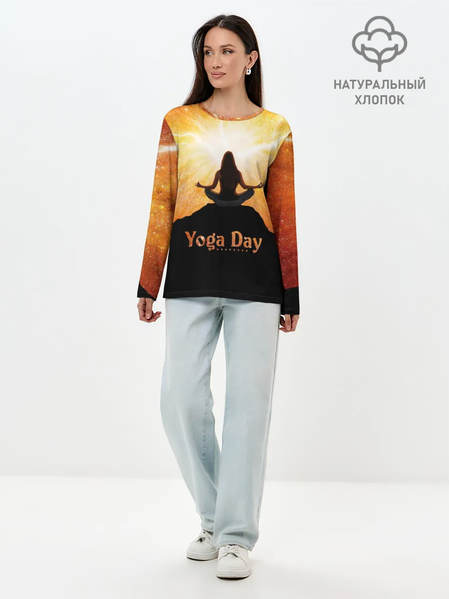 Лонгслив женский. Хлопок / International Yoga Day