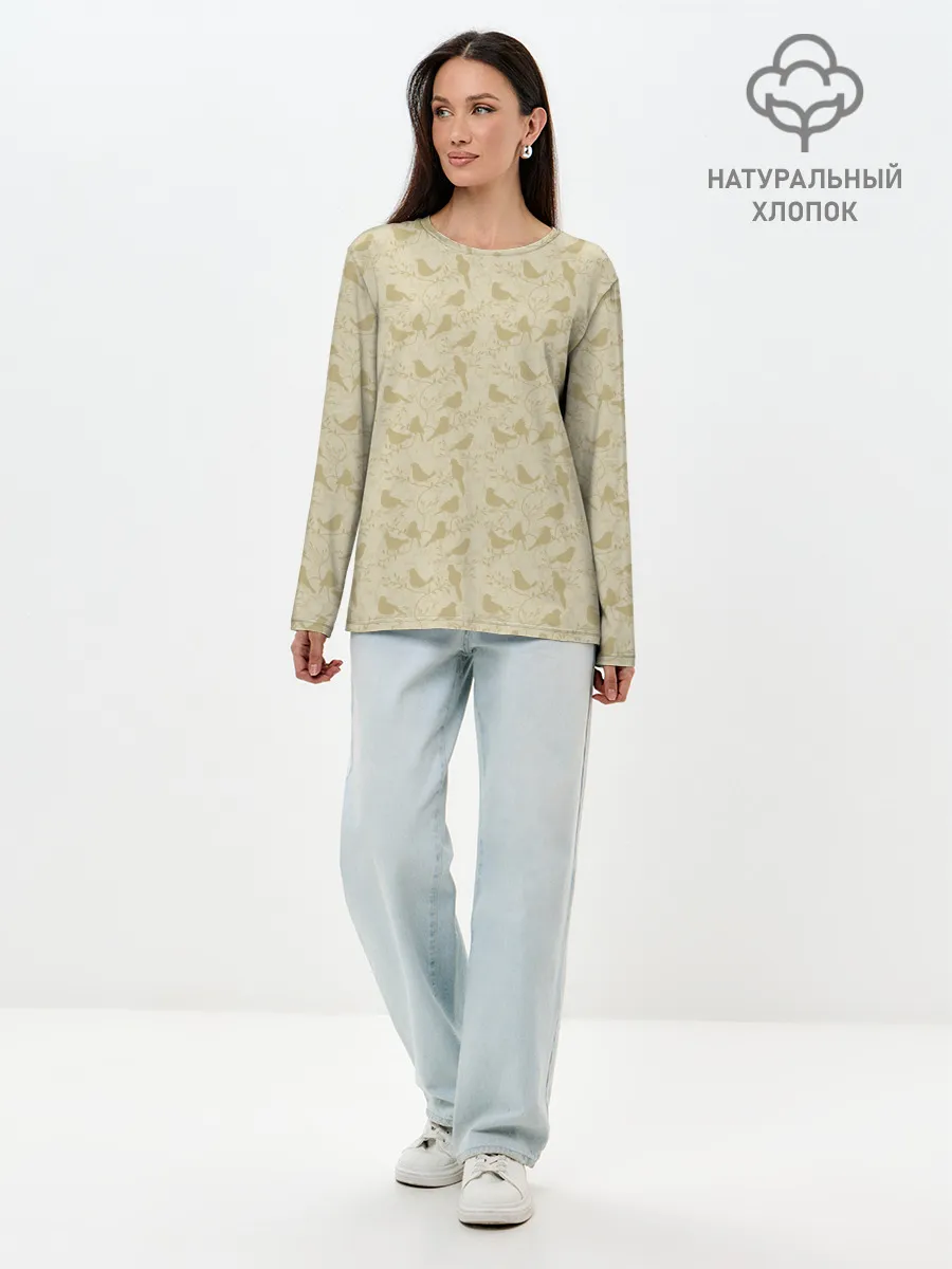 Лонгслив женский. Хлопок / Бежевый принт силуэты птичек