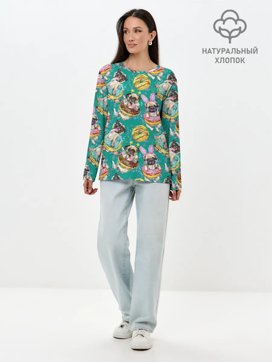 Лонгслив женский. Хлопок / Мопсы в пончиках