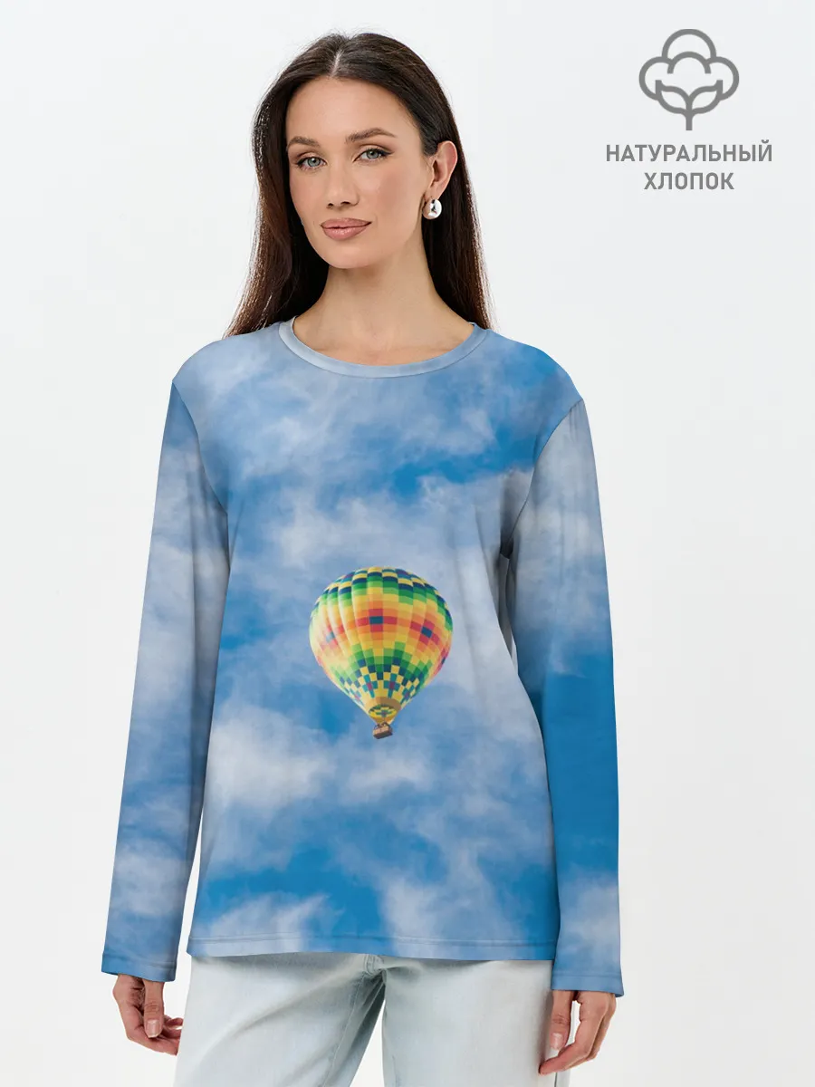 Лонгслив женский. Хлопок / Воздушный шар в небе