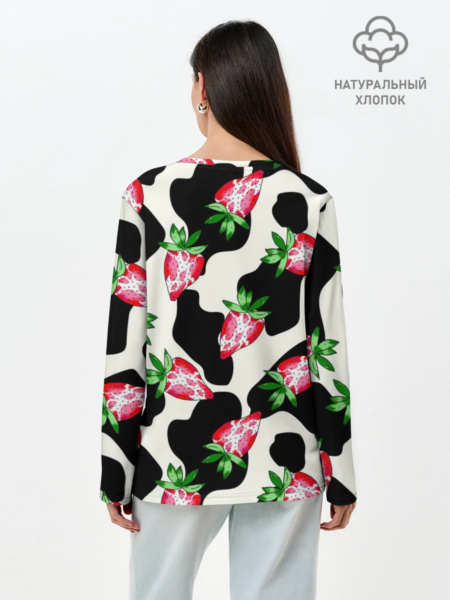 Лонгслив женский. Хлопок / Клубника на коровьей шкуре