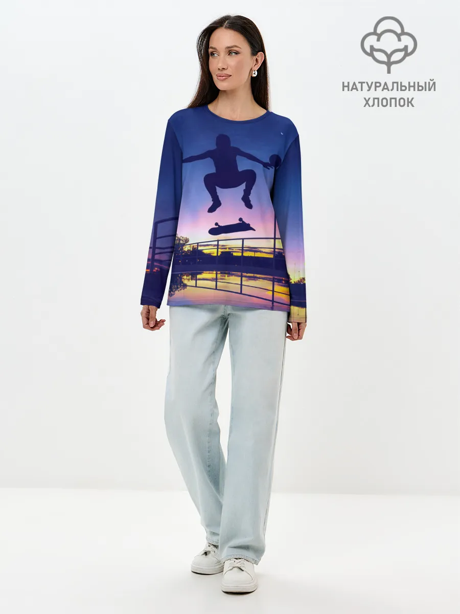 Лонгслив женский. Хлопок / Skateboarding