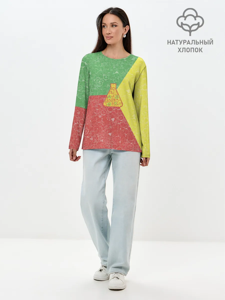 Лонгслив женский. Хлопок / Колба на фоне АПВ 3.1.8