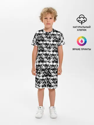 Детская пижама с шортами / Шахматы на шахматной доске