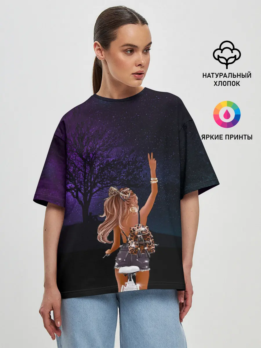 Женская футболка оверсайз / Романтика